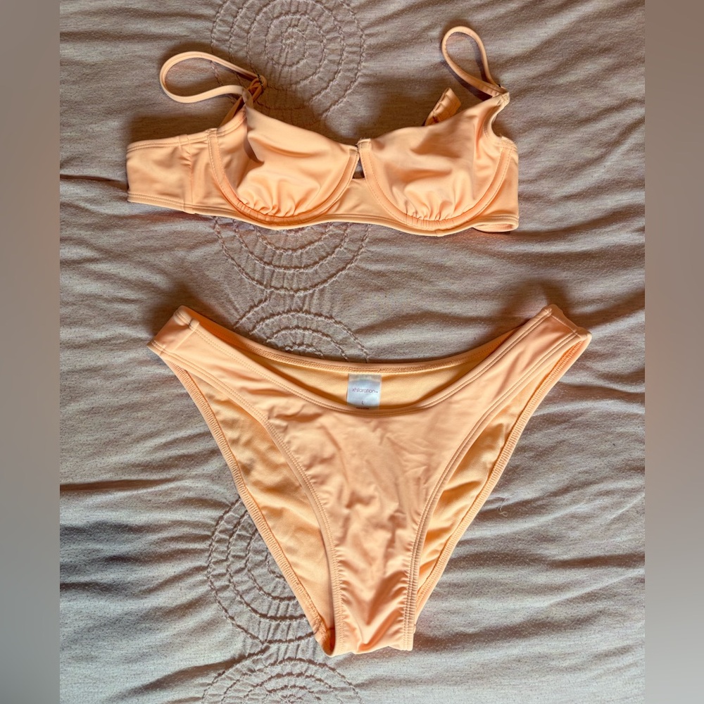 Bright orange target swimsuit bottoms large, top medium
